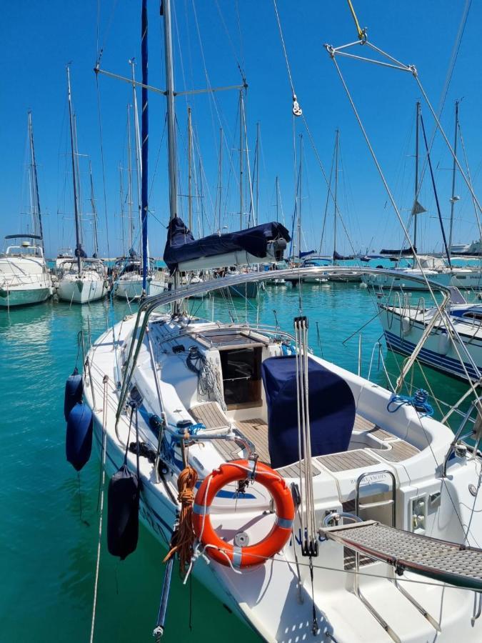 ホテル Boat And Breakfast バーリ エクステリア 写真